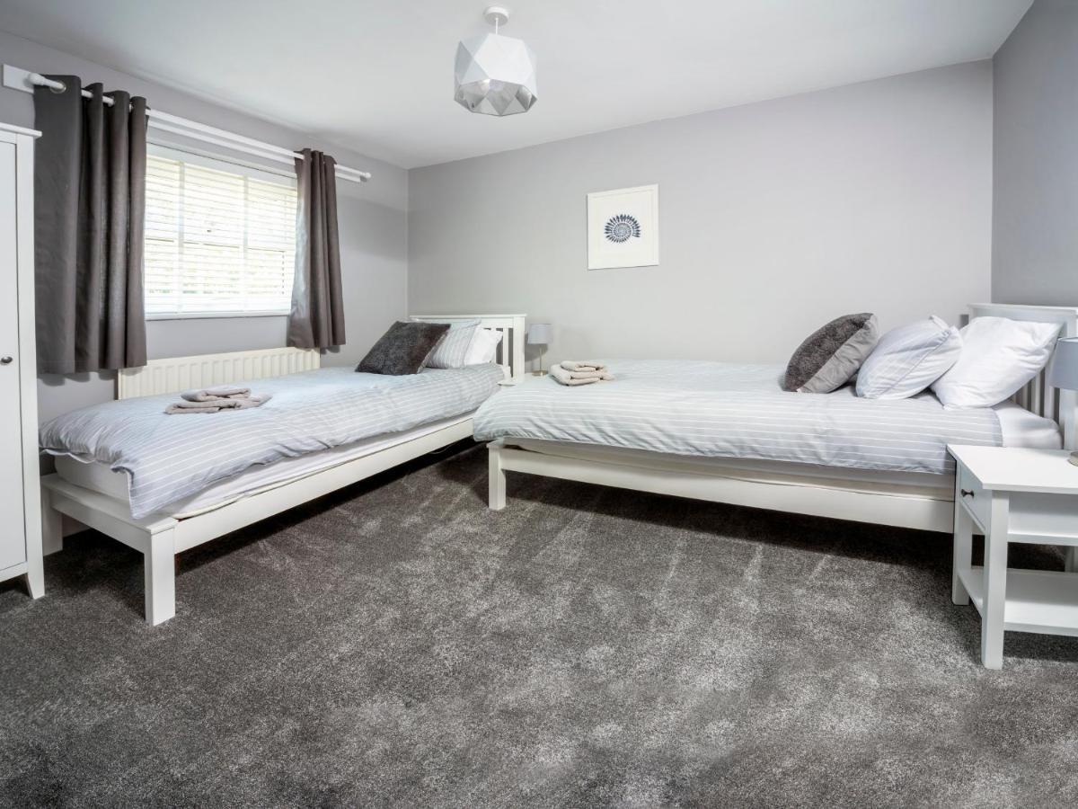 1 Wesley Mews Villa Алнуик Екстериор снимка