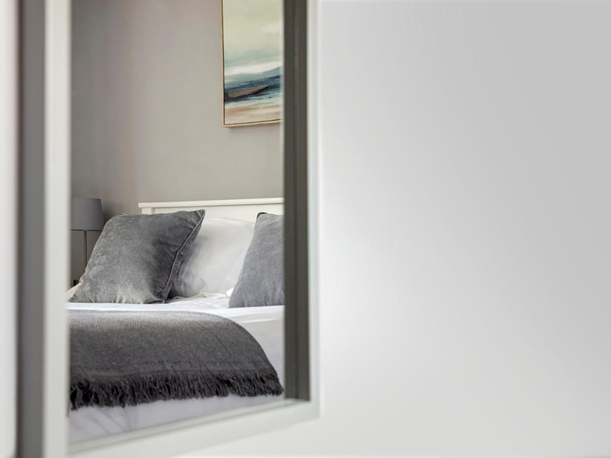 1 Wesley Mews Villa Алнуик Екстериор снимка